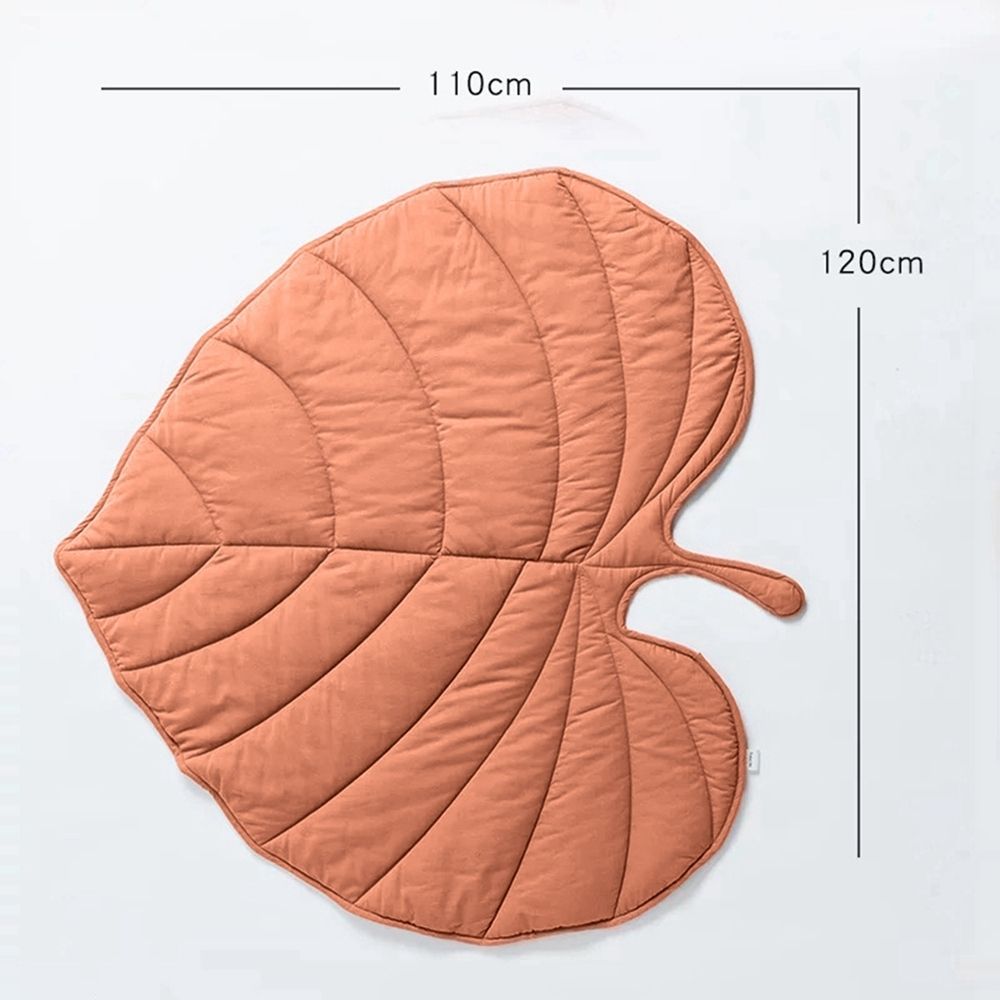 FrostLeaf™ Leaf Heart-Shaped Soft Cooling Dog Mat